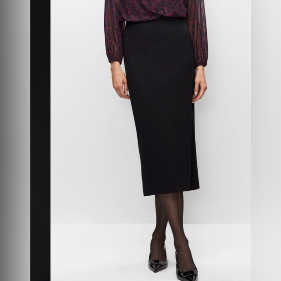 ✨NWT✨ Midi Black Pencil Skirt - Picture 2 of 3